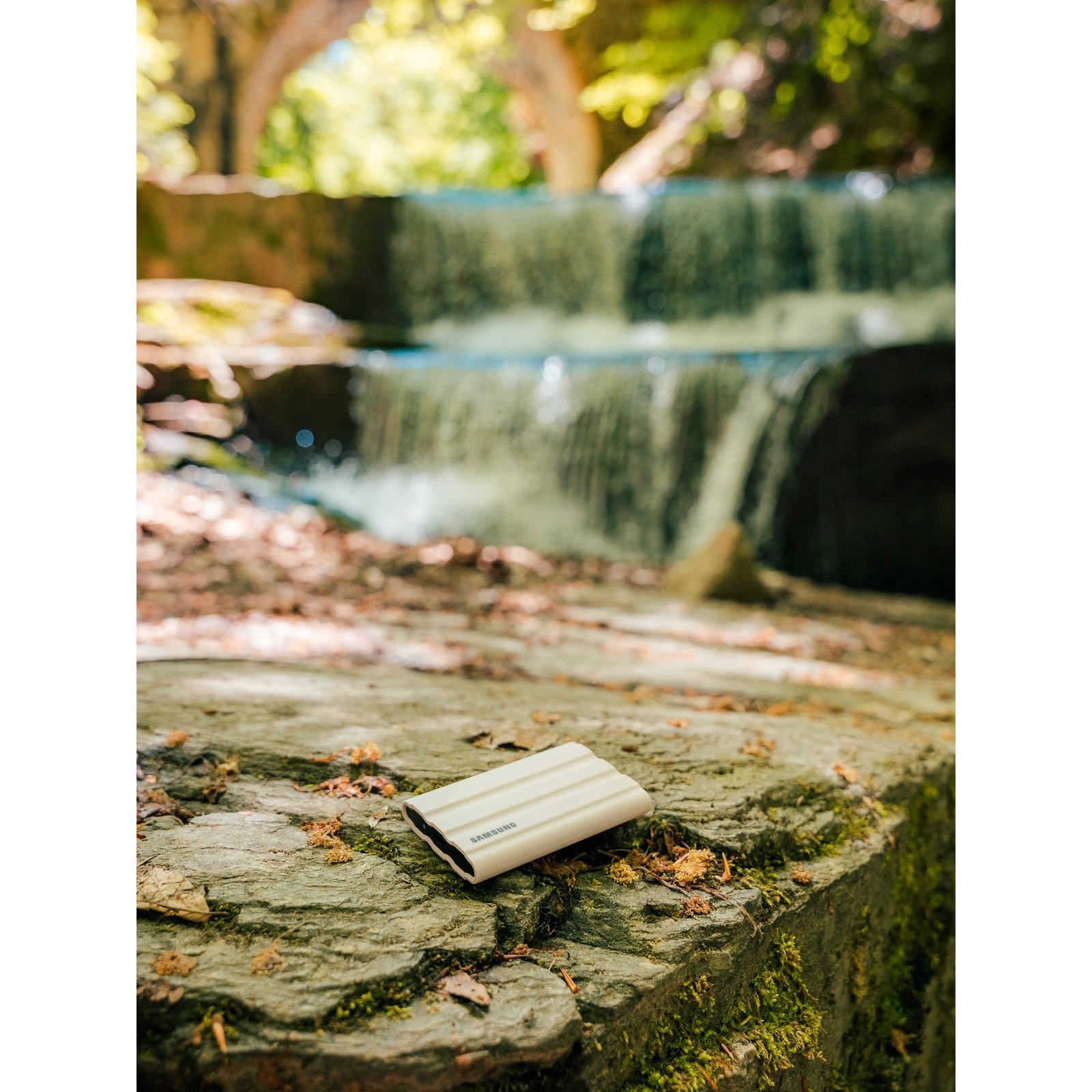 Samsung Portable SSD T7 Shield Beige, 2 TB 10 GB - Imagen 5