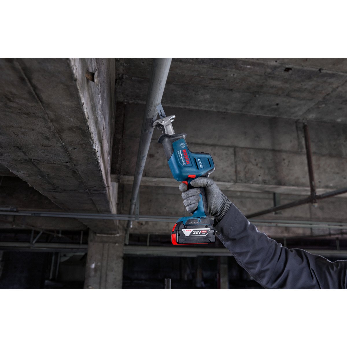Bosch Akku-Säbelsäge GSA 18V-24 Professional solo Azul - Imagen 5