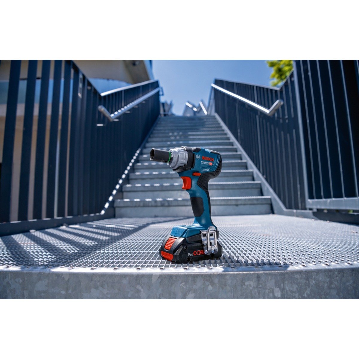 Bosch Akku-Schlagschrauber GDS 18V-330 HC Professional solo Azul - Imagen 3