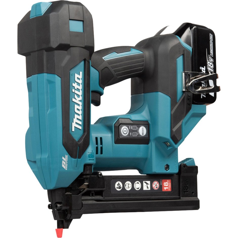 Makita Akku-Tacker DST630Z Azul