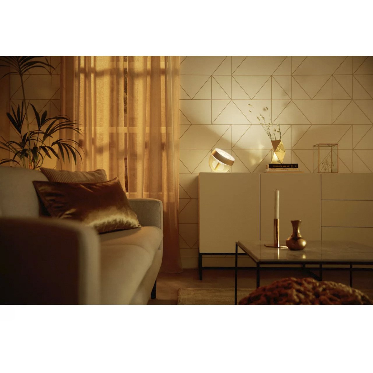Philips Hue White & Color Ambiance Iris Tischleuchte Special Edition Dorado - Imagen 5